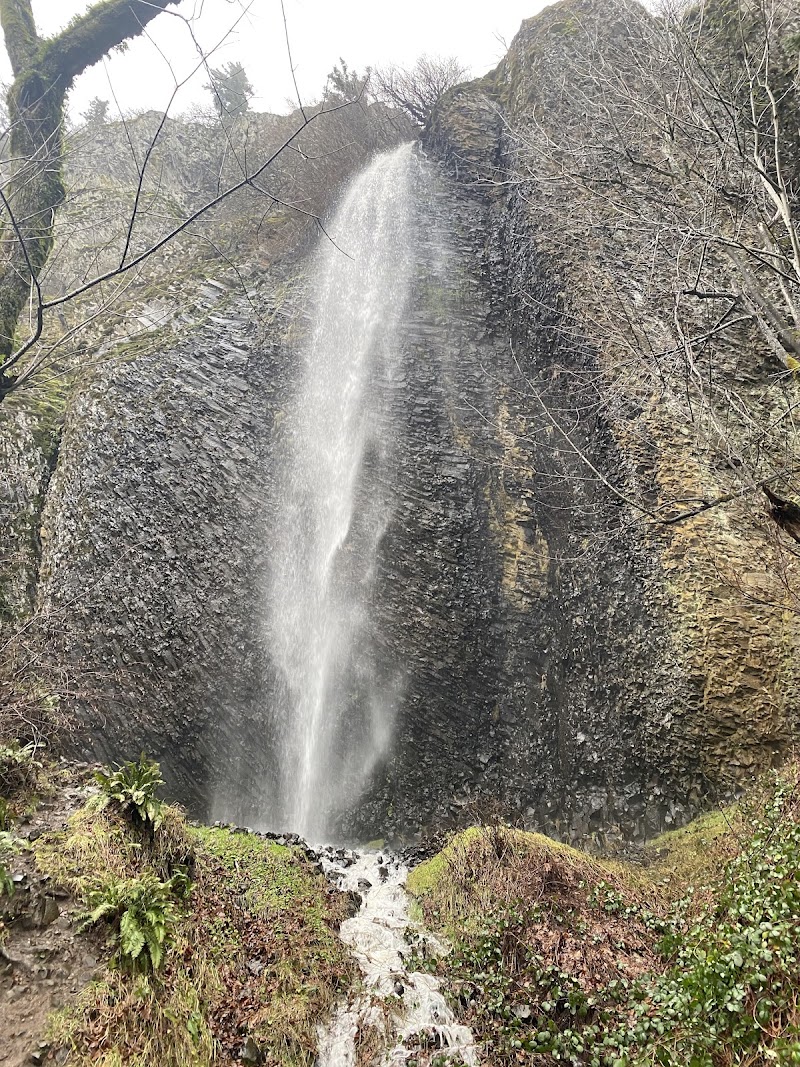 Cape Horn Falls