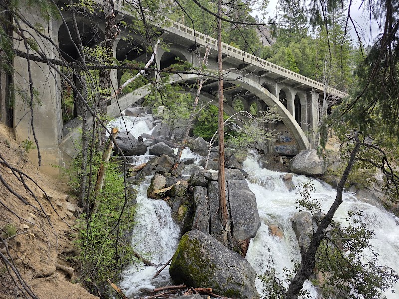 Cascades, The