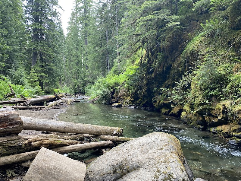 Iron Creek Falls
