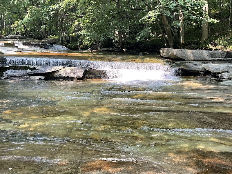 Jeudevine Falls