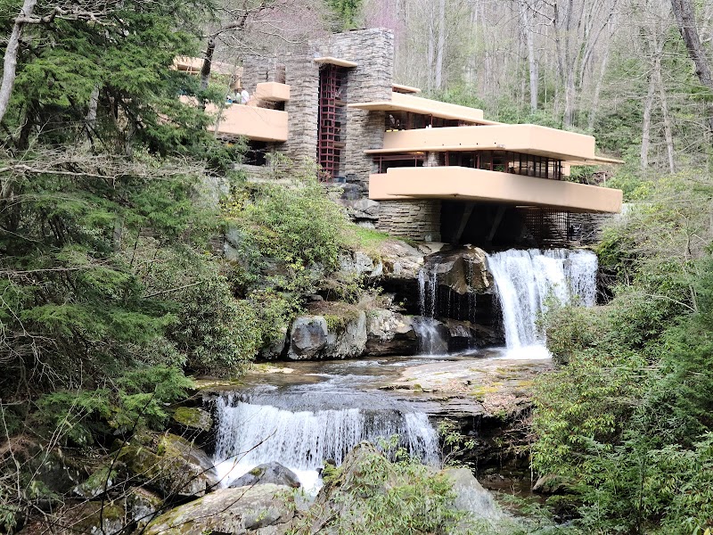 Nine Cascades