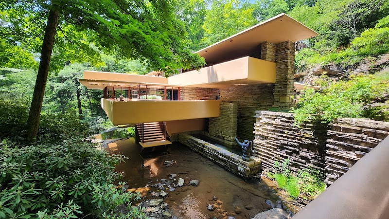 Nine Cascades