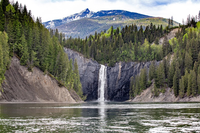 Periwee Falls