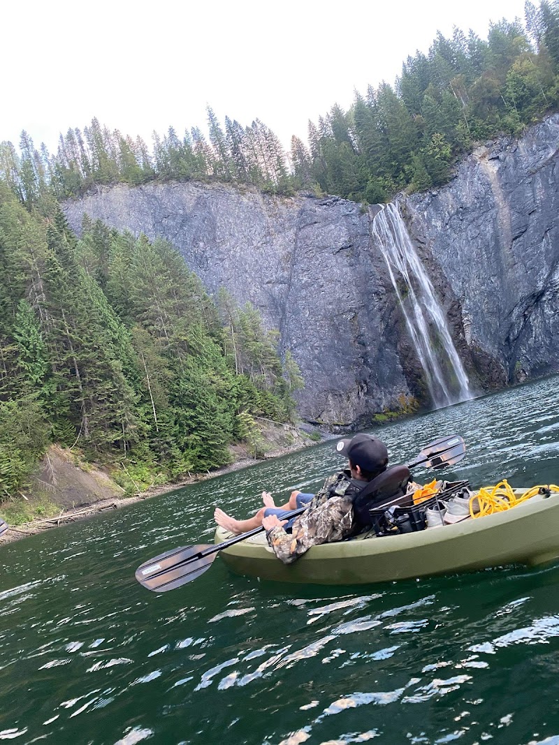 Periwee Falls