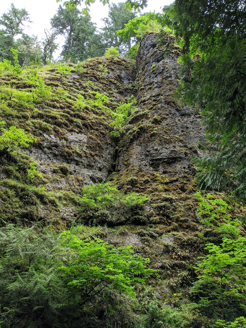 Sulphur Creek Falls